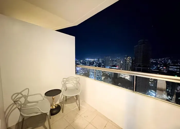 Taft East Gate By Pandj Apartment *